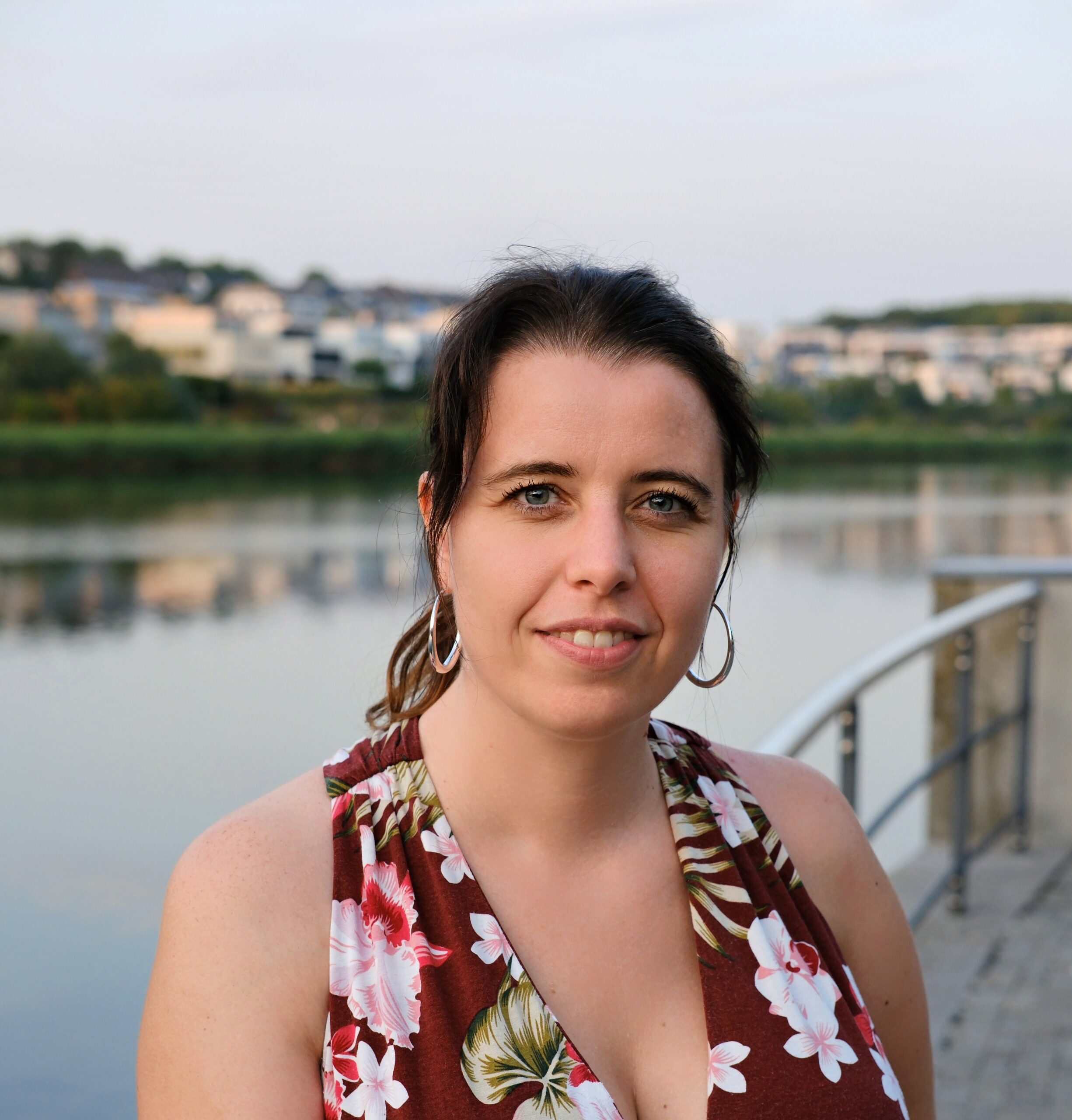 Natürliches Portrait einer Frau beim Fotoshooting in Bad Sassendorf